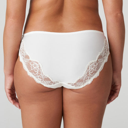 Madison Rio Brief