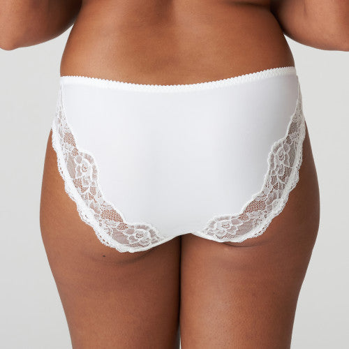 Madison Rio Brief